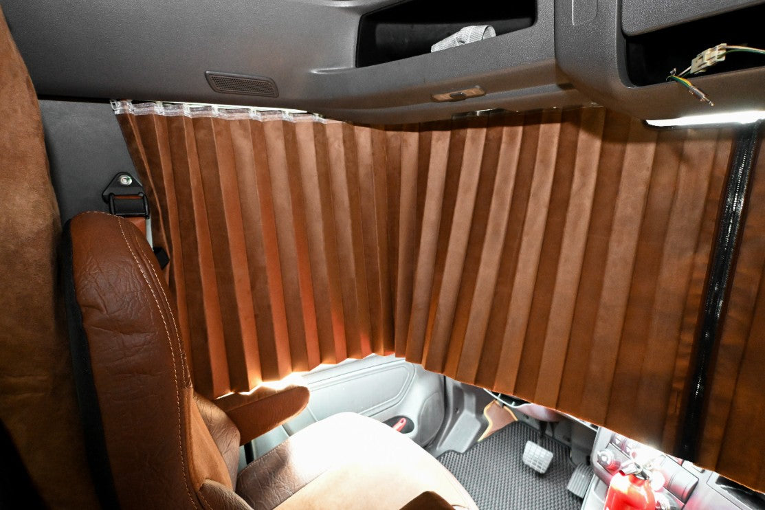 INTERNATIONAL LT RH PROSTAR LONESTAR truck window curtains Prestige-Line BROWN ALFA-WAYS LLC