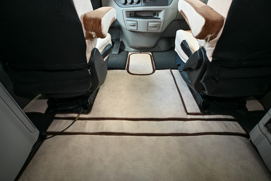 PETERBILT 579 truck floor mats Prestige-Line BEIGE ALFA-WAYS LLC