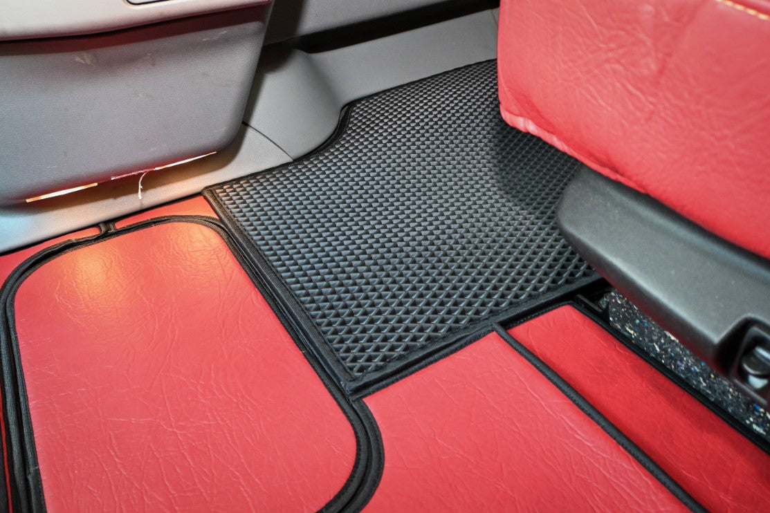PETERBILT 579 truck floor mats Prestige-Line RED ALFA-WAYS LLC