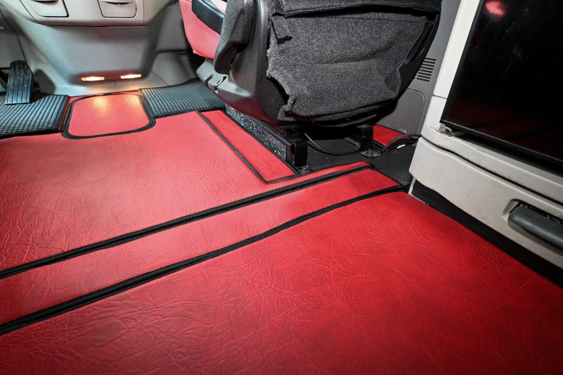 PETERBILT 579 truck floor mats Prestige-Line RED ALFA-WAYS LLC