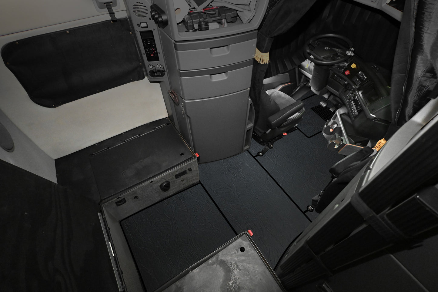 9512812cb3e35bb04091fbf3036ac9b7