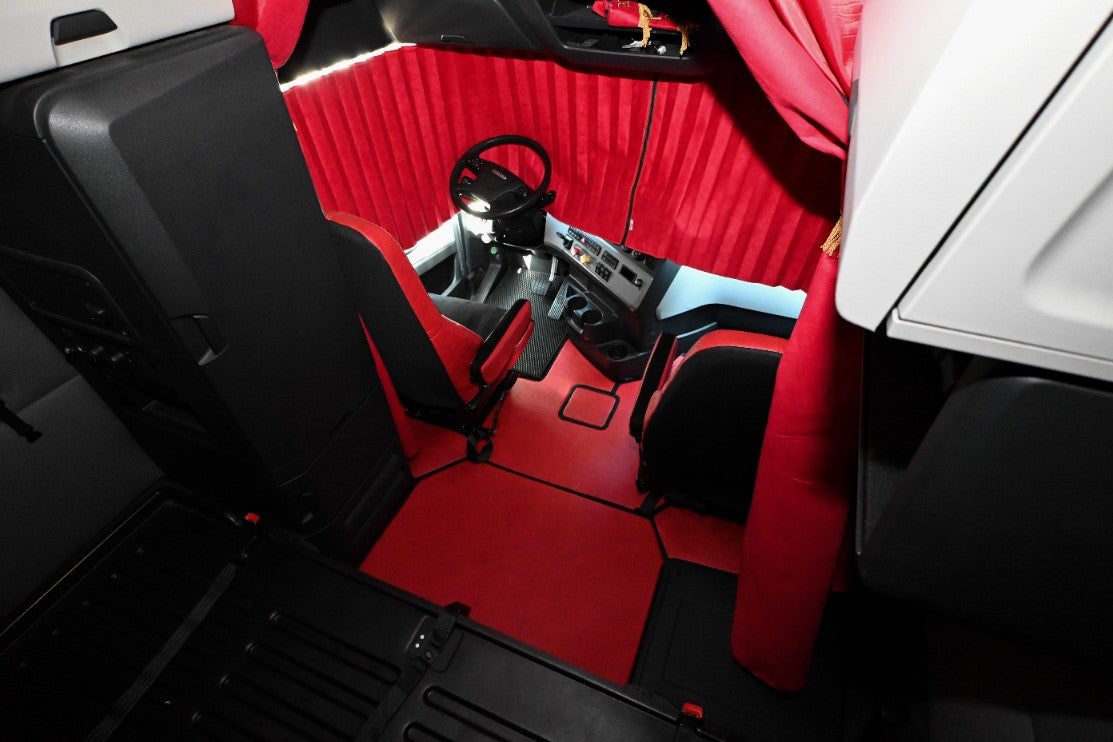 FREIGHTLINER CASCADIA, gen.3, 2018-current truck floor mats Prestige-Line RED ALFA-WAYS LLC