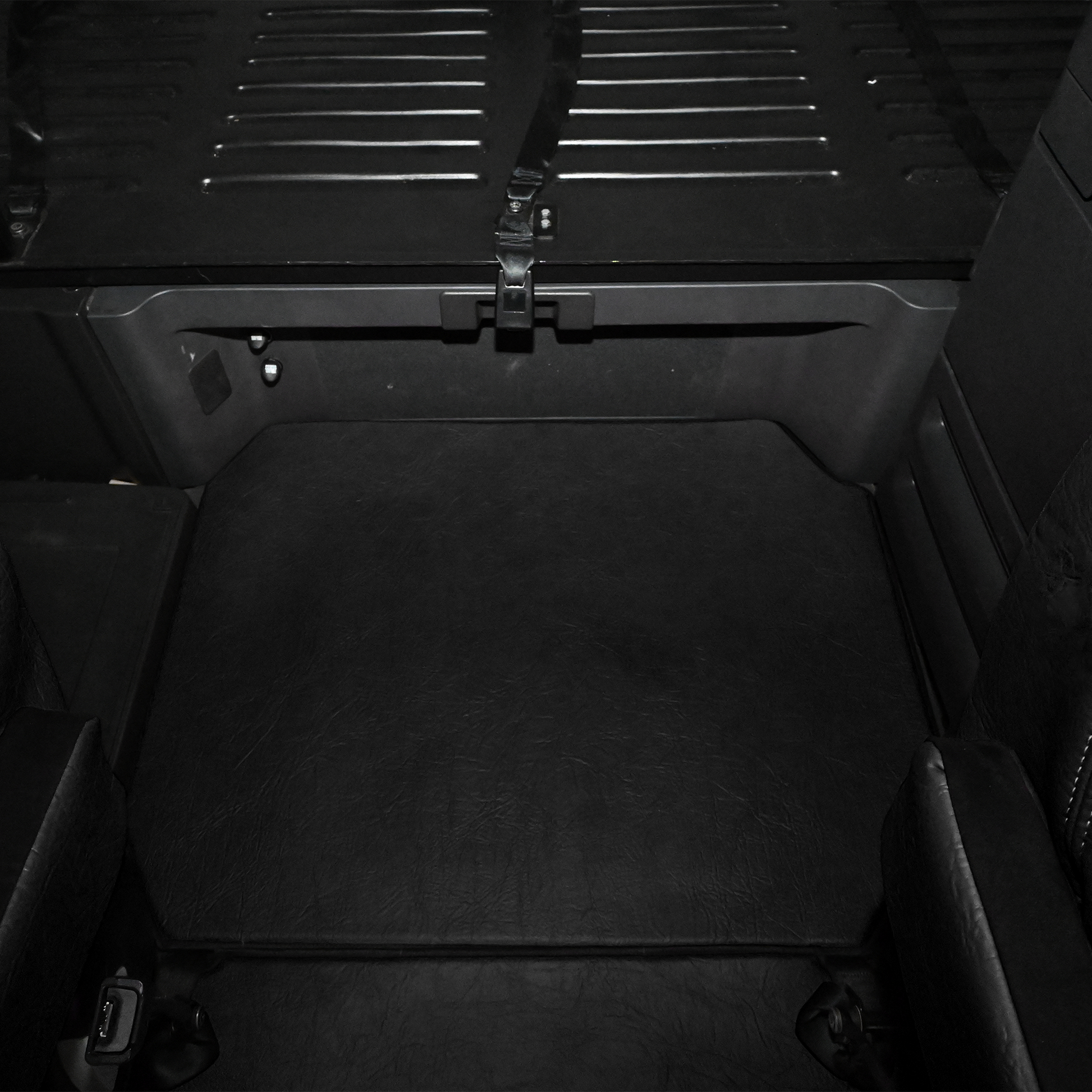 96b47d7a30057e05340e8d8f5e676912