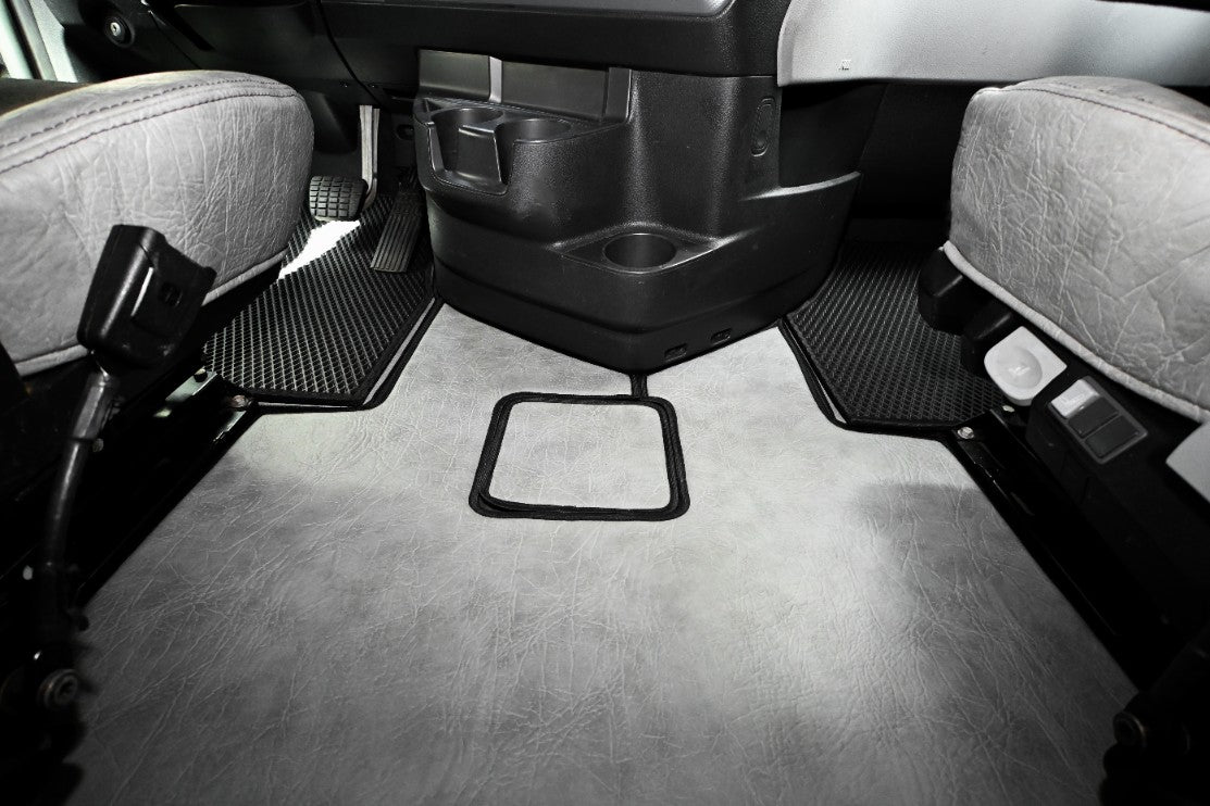 FREIGHTLINER CASCADIA, gen.3, 2018-current truck floor mats Prestige-Line GRAY ALFA-WAYS LLC