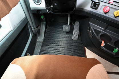 FREIGHTLINER CASCADIA, gen.3, 2018-current truck floor mats Prestige-Line BEIGE ALFA-WAYS LLC