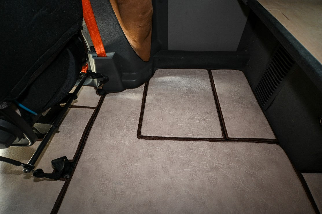 INTERNATIONAL LT RH PROSTAR LONESTAR truck floor mats BEIGE ALFA-WAYS LLC