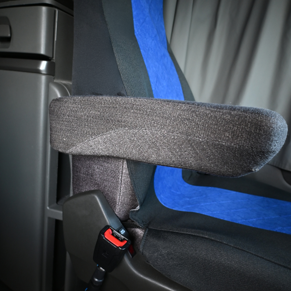 Seat Cover Basic fits VOLVO VNL, VNR, VNX, VHD, VAH (2019 - 2024) - BLUE
