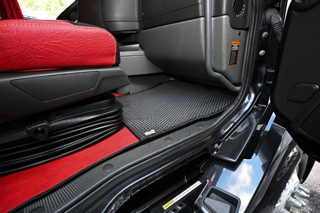 VOLVO vnl 760 740, 2019 - current truck floor mats Prestige-Line RED ALFA-WAYS LLC