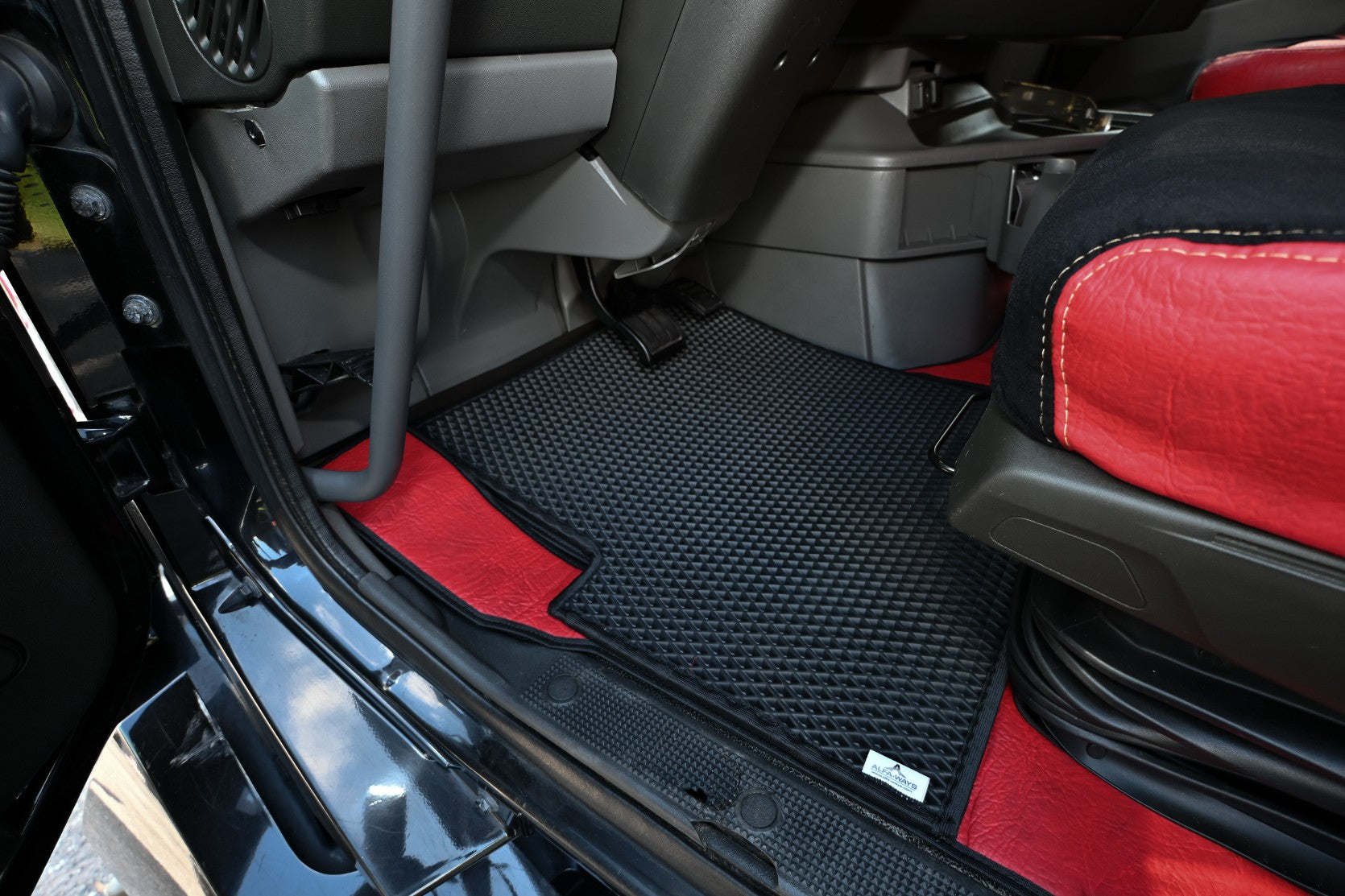 VOLVO vnl 760 740, 2019 - current truck floor mats Prestige-Line RED ALFA-WAYS LLC