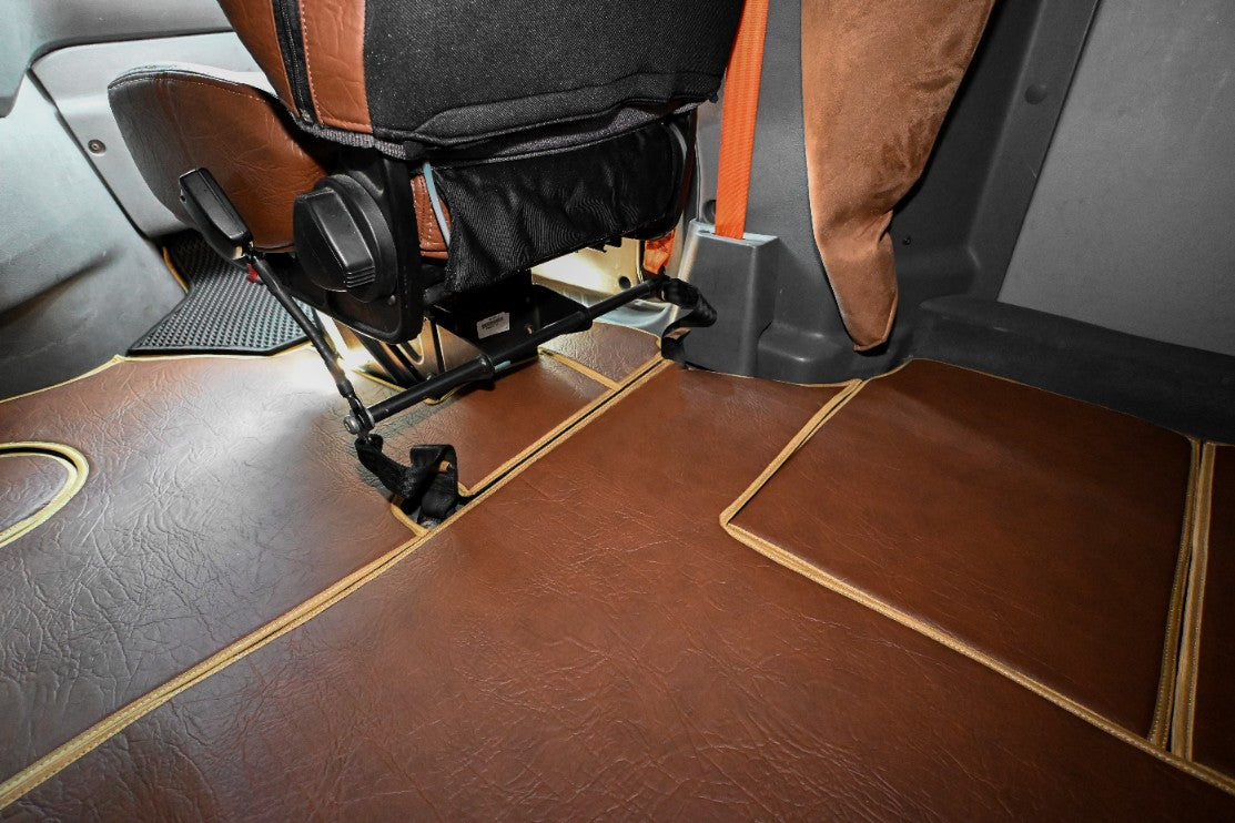 INTERNATIONAL LT RH PROSTAR LONESTAR truck floor mats BROWN ALFA-WAYS LLC