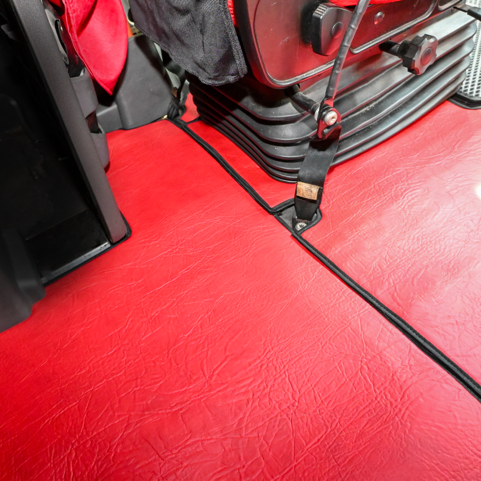 52f2de2e2d7e87f4a3fa36a9043615a4